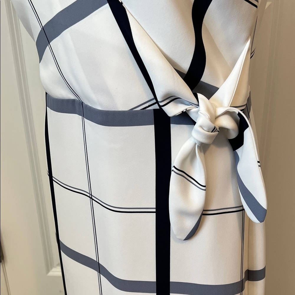 Ann Taylor White and Navy Windowpane Midi Wrap Dress (Read Description!) - Picture 4 of 5